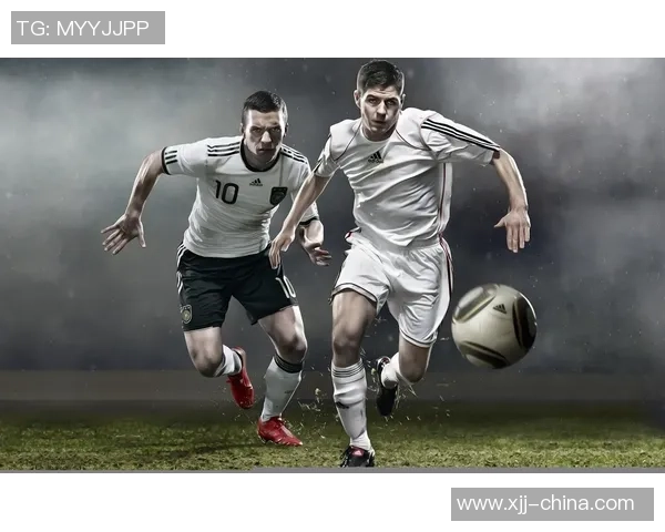 足球明星与粉丝亲密互动分享快乐瞬间展现真实自我